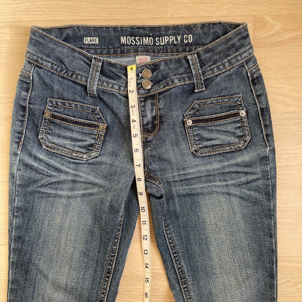 Mossimo Supply Co Flare Jeans Size 6 Low Mid Rise Retro Pocket Detail Y2K - Picture 6 of 10